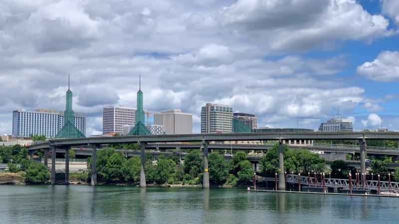Riverview of Portland skyline